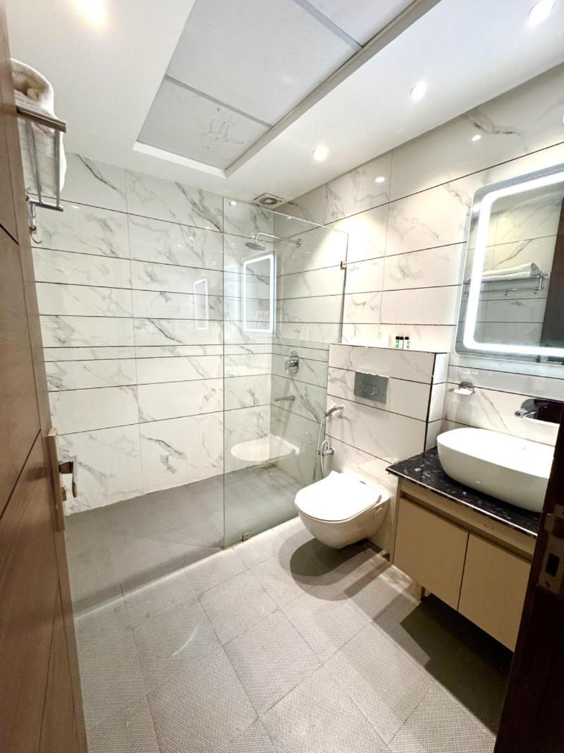 Hotel Prism Grand Zirakpur Exteriér fotografie